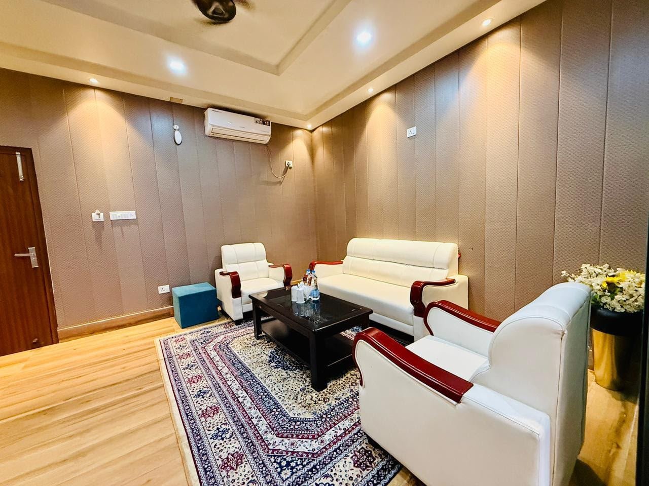 Suite Room Living Area and Amenities at Hotel RamSanPlaza