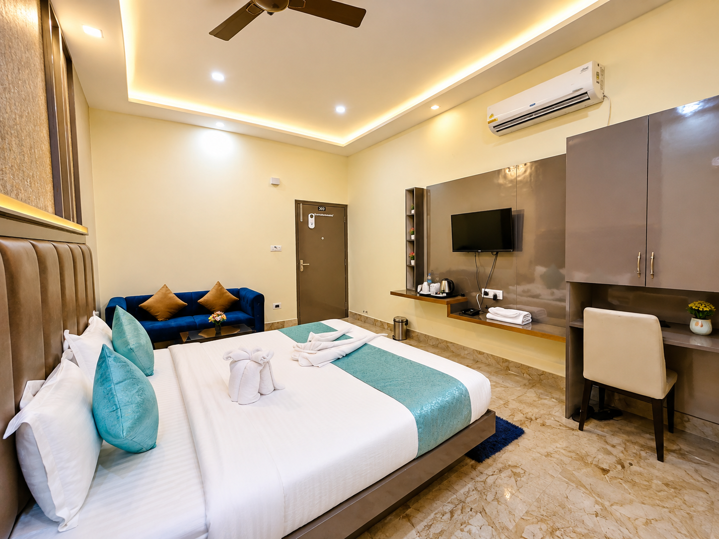 Super Deluxe Room at Hotel RamSanPlaza Motihari